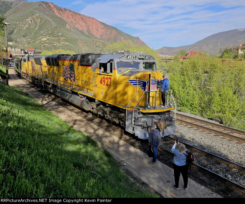 UP 4927 cab tours